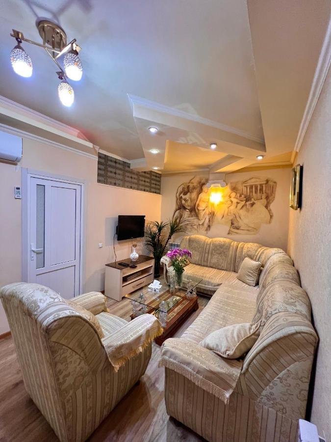 Apartment In The Centre Of Yerevan For Rent Eksteriør bilde